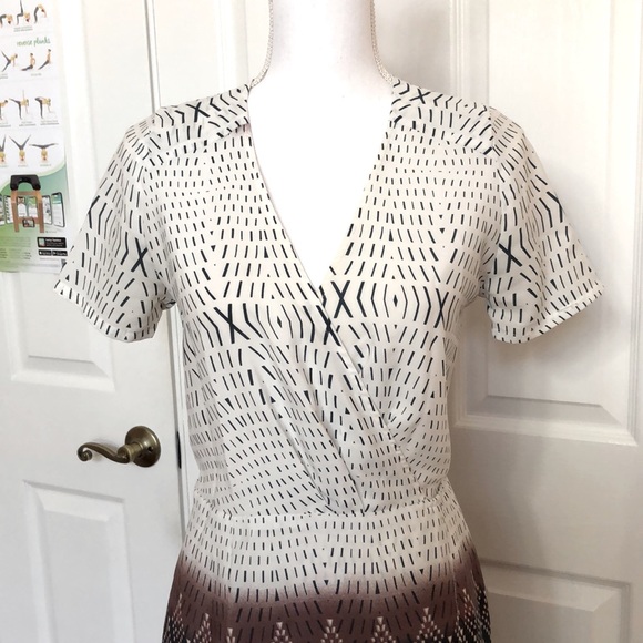 Like Mynded Maxi Navy Pattern Wrap Dress SZ S - Picture 3 of 11